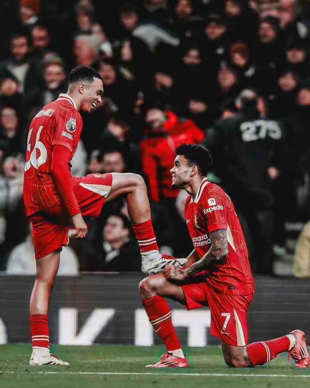 开云中国-阿扎伦卡连续三场比赛得分超过大比分获胜，利物浦不断突破！-开云中国
