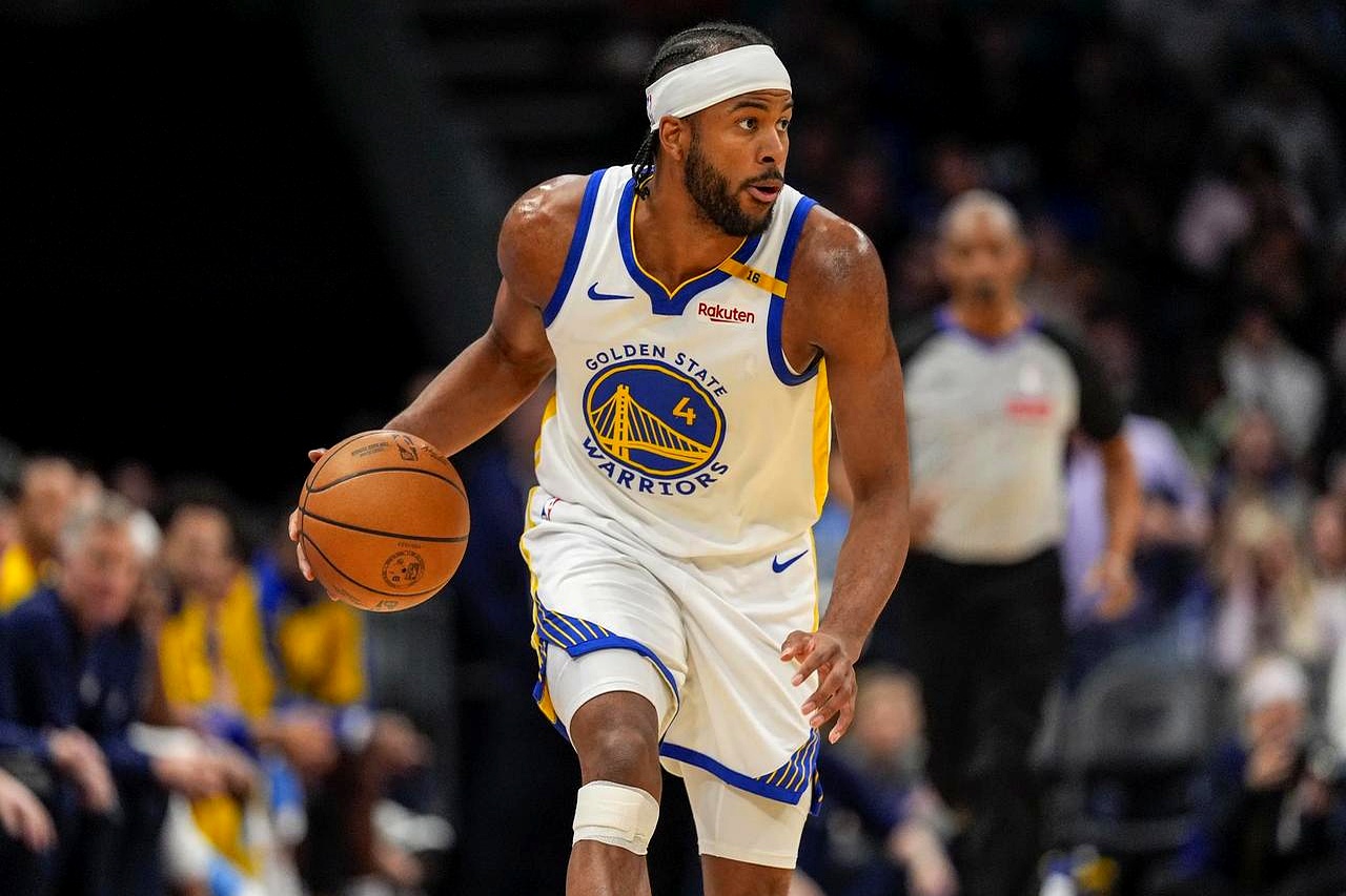 Rookie迎来三赛季出色发挥,阿森纳观众热烈欢呼! Rookie迎来三赛季出色发挥,阿森纳观众热烈欢呼!