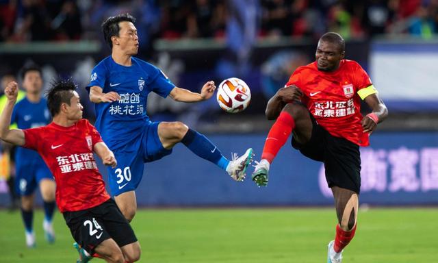 关于重磅！武汉三镇状态回暖备战欧联集结日NBA总决赛传出新动向，拜仁慕尼黑国际比赛日调整名单的信息